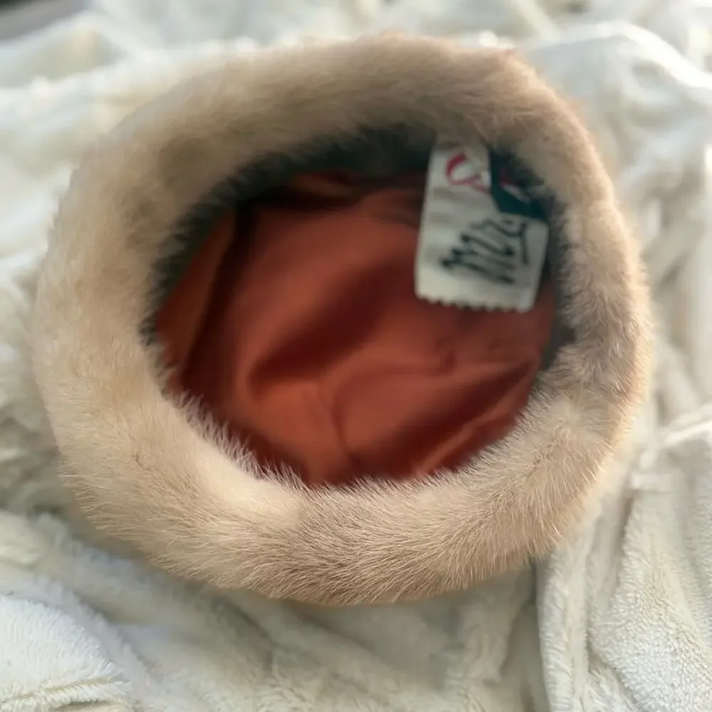 Vintage Mink Fur Hat Soft Honey Beige Luxury Pillbox Style Hat - Picture 6 of 6